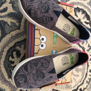 Toms youth size 12 shoes